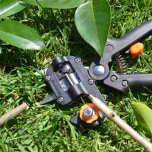 Load image into Gallery viewer, GraftMaster™ Multifunctional Fruit Tree Grafter

